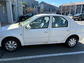 2007 Renault Logan Sedan - 35000