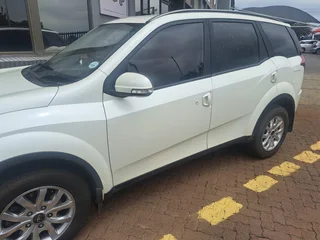 2019 Mahindra XUV500 SUV