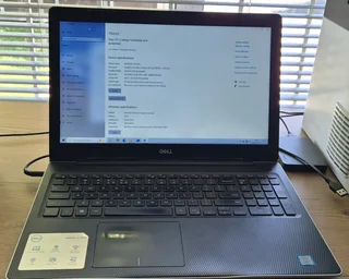 DELL i 7 8th Generation Laptop