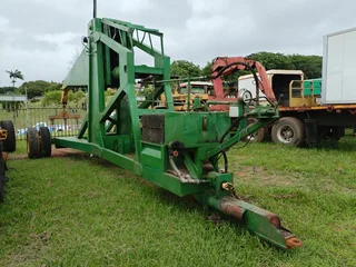 MOBILE ZONE CRANE - TRACTOR DRAWN