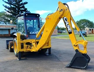 2013 - CASE 580T (4X4) T.L.B