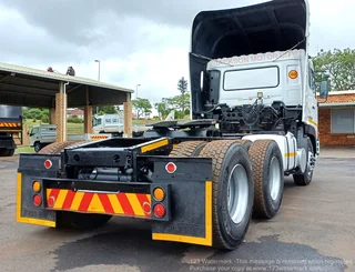 2018 - UD QUON GW26.450 (6X4) TRUCK TRACTOR WITH AERO KIT