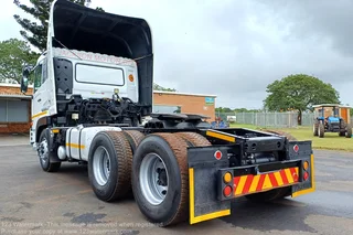 2018 - UD QUON GW26.450 (6X4) TRUCK TRACTOR WITH AERO KIT