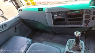 2021 - MITSUBISHI FUSO FN25.270 TAG AXLE WITH VOLUME BODY - SIDE AND REAR DOORS