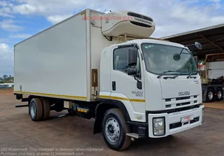 2016 - ISUZU FTR850 (AMT) WITH REFRIGERATED BOX BODY AND THERMOKING COOLING UNIT