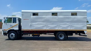 2017 - UD TRUCKS_UD80 FITTED WITH 60 - SEATER LABOUR CARRIER BODY