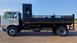 2011 - NISSAN DIESEL UD80 WITH DROPSIDE TIPPER BODY AND CREW CAB