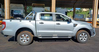 2014 - FORD RANGER 2.2D DOUBLE CAB BAKKIE &#43; TOWBAR