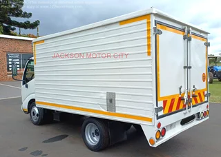 2019 - TOYOTA DYNA 6.150 (MANUAL) FITTED WITH VOLUME BODY