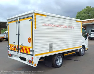 2019 - TOYOTA DYNA 6.150 (MANUAL) FITTED WITH VOLUME BODY