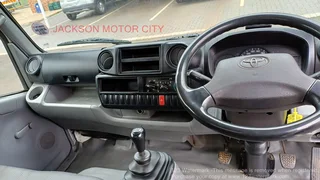 2019 - TOYOTA DYNA 6.150 (MANUAL) FITTED WITH VOLUME BODY