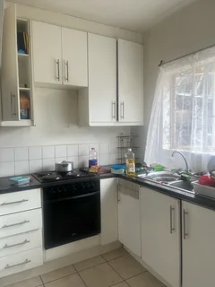 3 Bedroomed Duplex available for rental in Windsor West