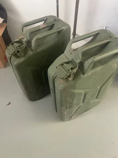 2 x Jerry Can (price is for two !!)