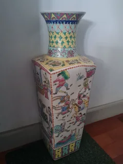 Beautiful porcelain Chinese vase