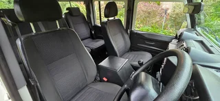 2010 Land Rover Defender Stationwagon