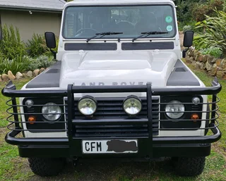 2010 Land Rover Defender Stationwagon