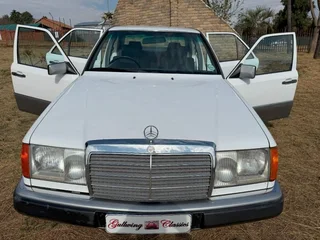 Mercedes W124 300 E - Automatic - 1992