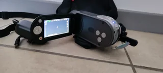 Samsung Camcorder Tristar Tripod and carry bags