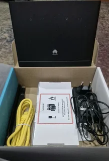 Huawei B315s 4G LTE Router (black, with spare battery)