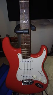 Guitar - Ad posted by SP Sim