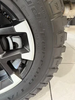 Bf Goodrich Mud Terrain X 5 ( Price Drop !)