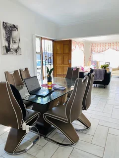 Sophisticated house in South Hills Johannes