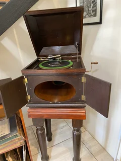 Victrola Tabletop Phonograph