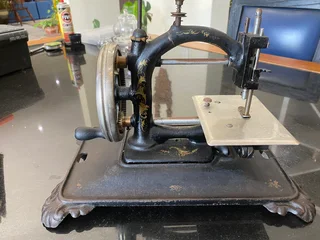 Guhl and Harbeck Sewing Machine