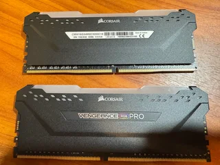 Corsair Vengeance Pro Rgb 3200 DDR4 Gaming Ram 16 Gb (2x8)