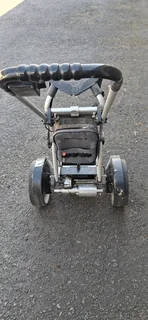 Battery opperate golf bag