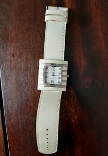 Ladies square fashion watch- cream, silver