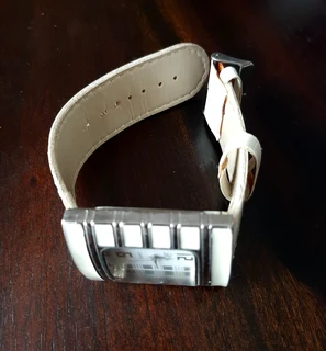 Ladies square fashion watch- cream, silver