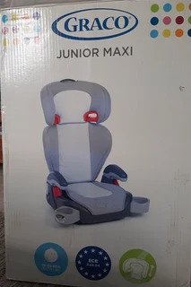 GRACO Junior Maxi Car Seat - 2 in 1 with booster seat