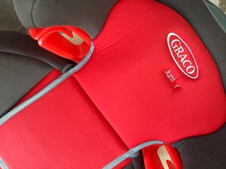 GRACO Junior Maxi Car Seat - 2 in 1 with booster seat