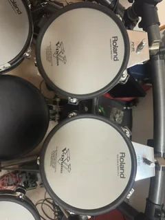 Roland TD6V electronic Drum Kit