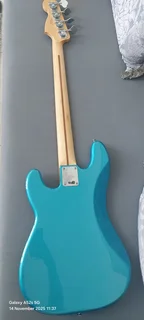 FENDER Precision Bass made in Mexico