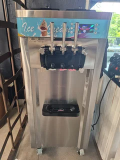 Soft Serve Ice Cream Machine &amp; Melting Stove combo
