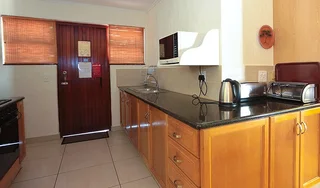 Bakubung Resort in Pilanesburg Game Reserve peak week 2-9 Jan 2026