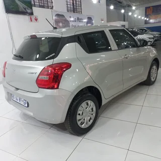 2019 Suzuki Swift 1.2GL, 65000km  Silver Manual Petrol Sparekey Service book R120,000
