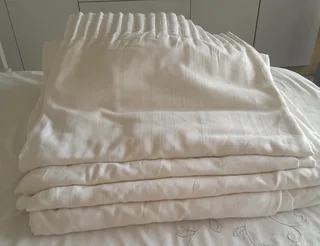 Curtain - Ad posted by Sandra Clough