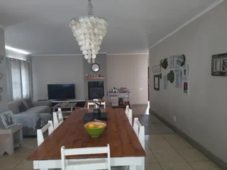 Holiday House to let