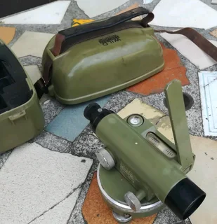 Wild Heerbrugg surveying level