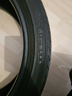 Used Pirelli Tyre 225/40 R18