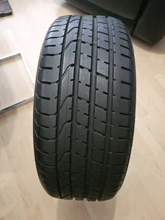 Used Pirelli Tyre 225/40 R18