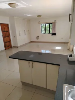 Bachelor flat/ granny cottage to let