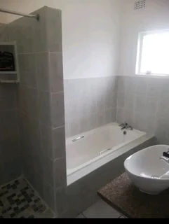 3 bedroom House for rent in Umbilo. Shared property with 2 other outbuildings .