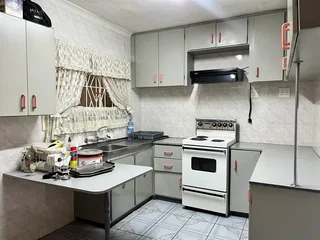 For Sale : Classic Defy White Enamel Stove with Oven