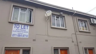 R3500 Studio Apartment For Rent In Greenwood Park.