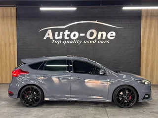 2015 Ford Focus ST Hatchback