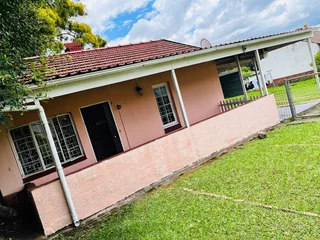 Bachelor accomodation - Scottsville